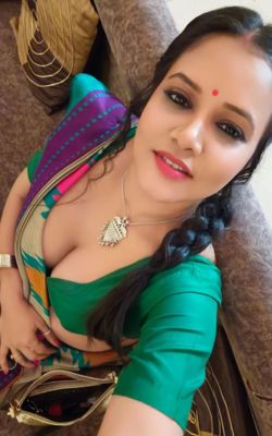 Priya Gamre hot pic 