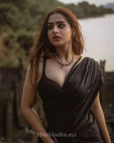 Sexy Ayesha Khan Nude